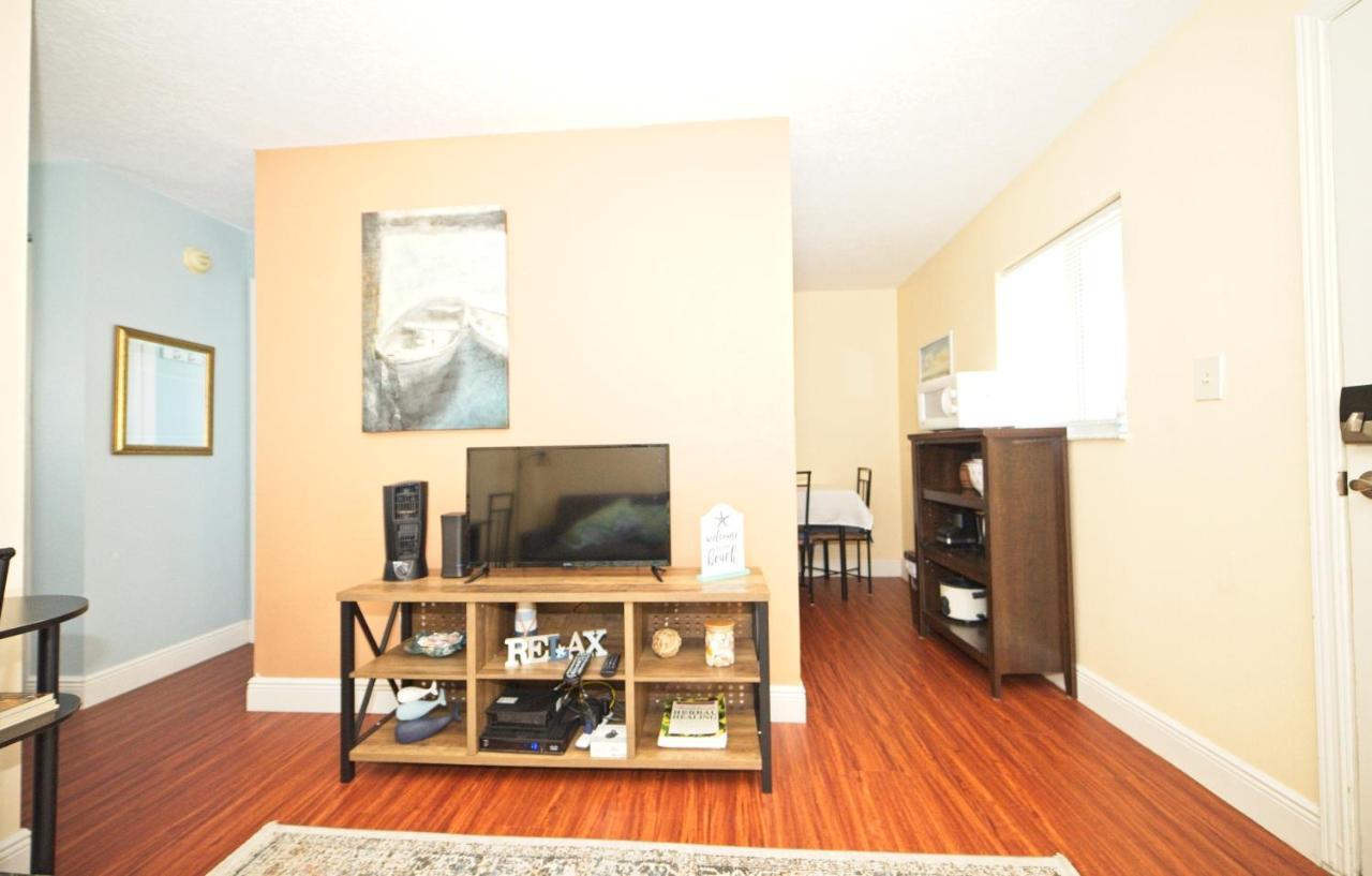 Cozy Canaveral Condo! Next To Nasa Launch Site Apartment *